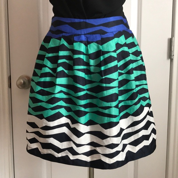 Francesca's closet skirt - Picture 2 of 3